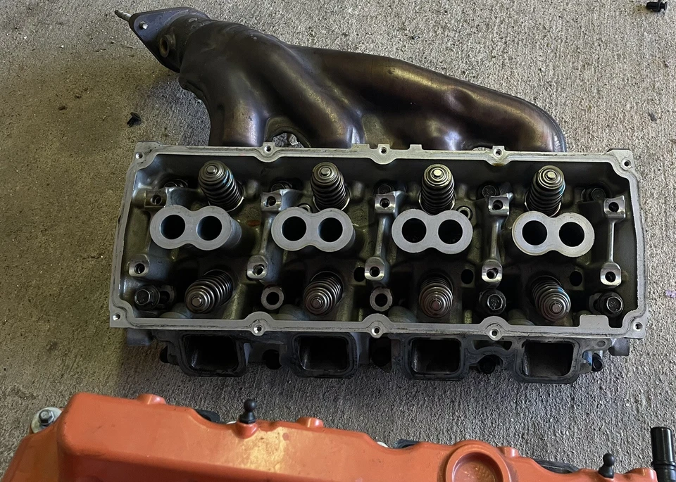 Hellcat Charger/Challenger Cylinders Heads Assembly - Image 3 of 4