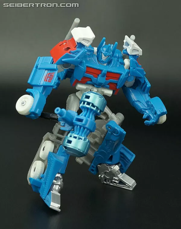 Ultra Magnus Transformers Prime Beast Hunters 2013