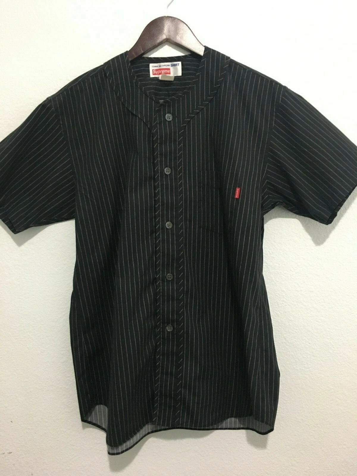 Maillot de baseball SUPREME x CDG COMMES DES GARCONS noir chemise à rayures épinglées Med SS14