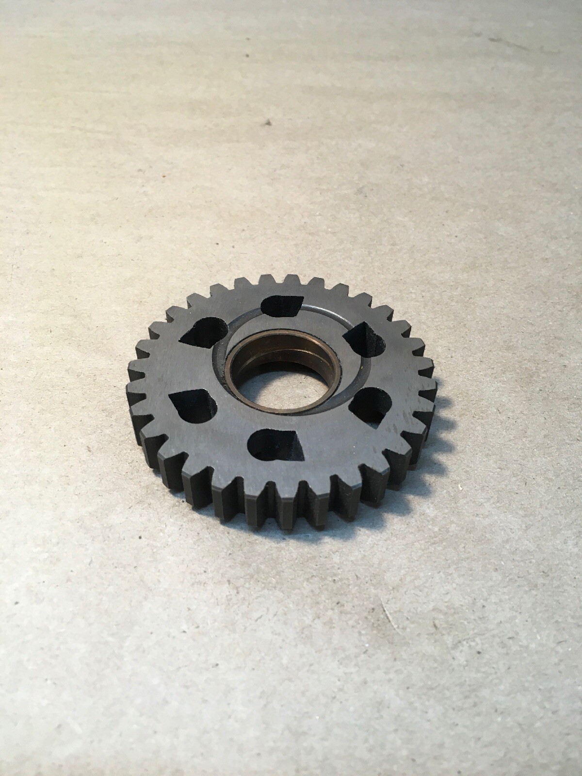 SUZUKI T20 TC250 TRANSMISSION 2ND DRIVEN GEAR OEM NOS 2432011005 eBay