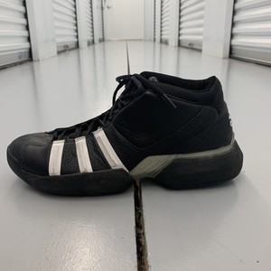 clu 600001 adidas