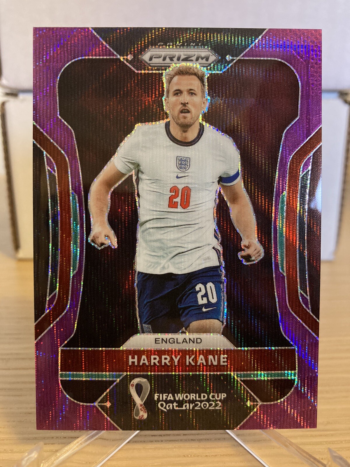 2022 Panini Prizm World Cup Harry Kane Purple Wave Prizm 85/99