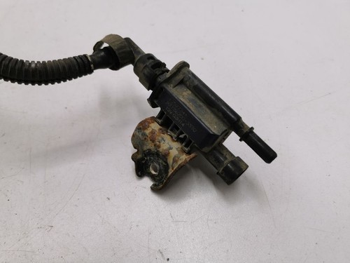 Saab 9-7X 2006 Vacuum Valve Solenoid 12597341 AMD102893 - Picture 4 of 6