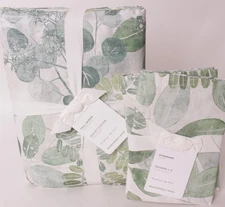 Pottery Barn Botanical Garden FQ duvet cover & 2 standard shams, full queen