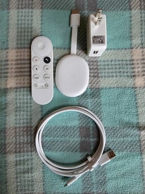 Chromecast with Google TV (HD) Streaming Stick (G454V) - Excellent