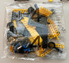 Lego 7900 City Heavy Loader Replacement Parts / Pieces (Incomplete)