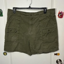 Cabela's green cargo shorts Outdoor Utility Multi Pockets