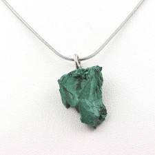 Raw Malachite Necklace. 17.65 Ct. Kipushi Mine, Haut-Katanga, Congo.