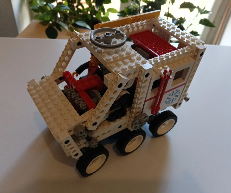 LEGO Technic 8660 Arctic Rescue Unit, foto 1 di 5