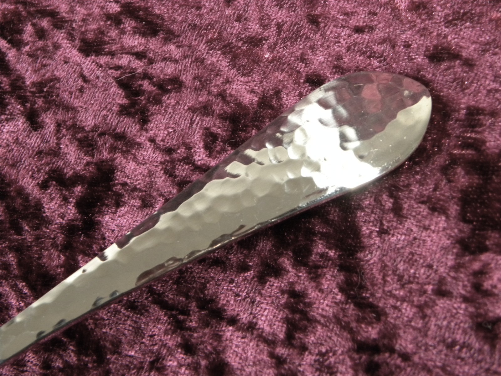 Hammered Antique 2 Place Settings Reed & Barton 18/8 Luxury Stainless Korea New