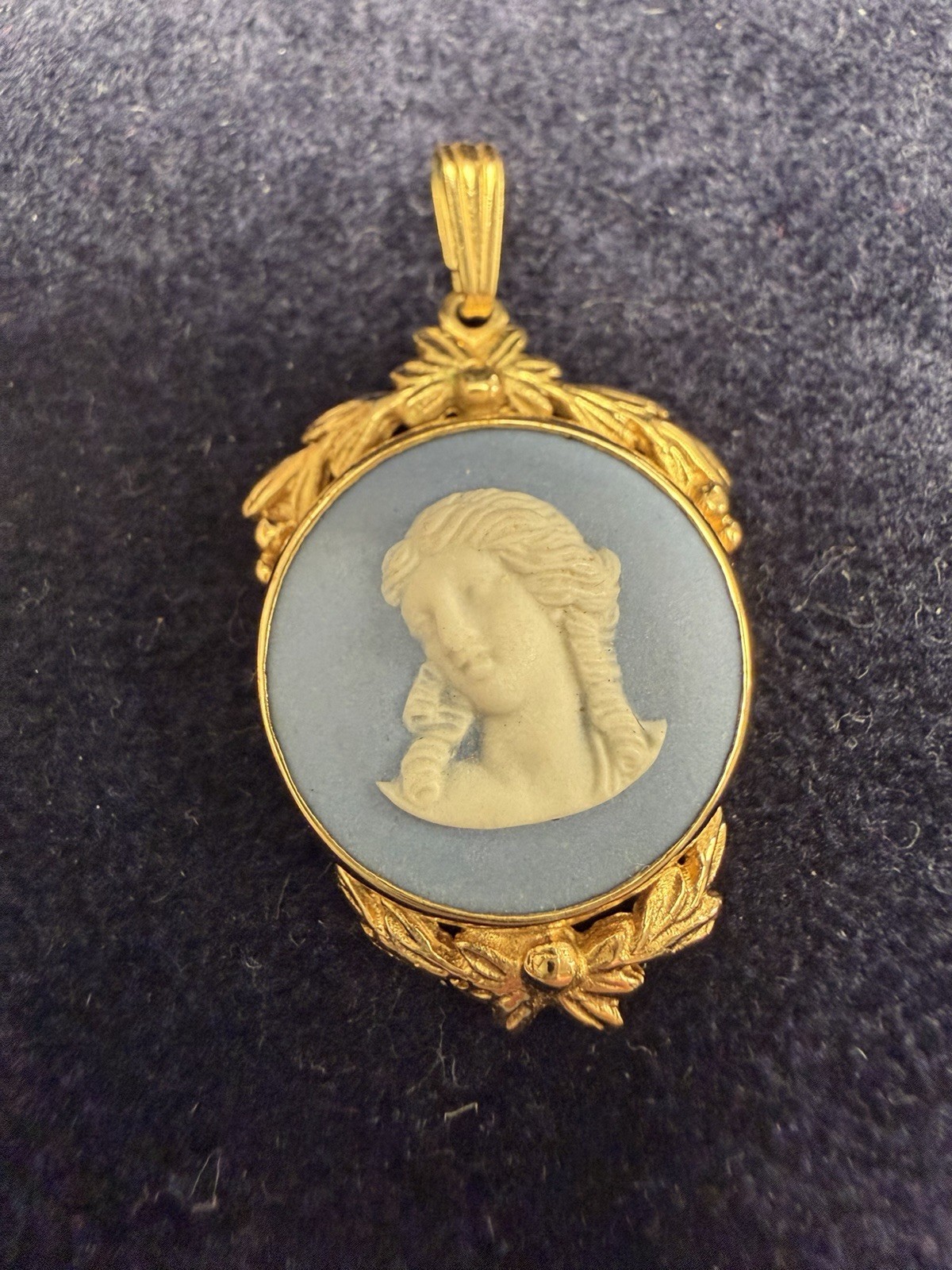 Wedgwood Jasperware Cameo Gold Tone Pendant