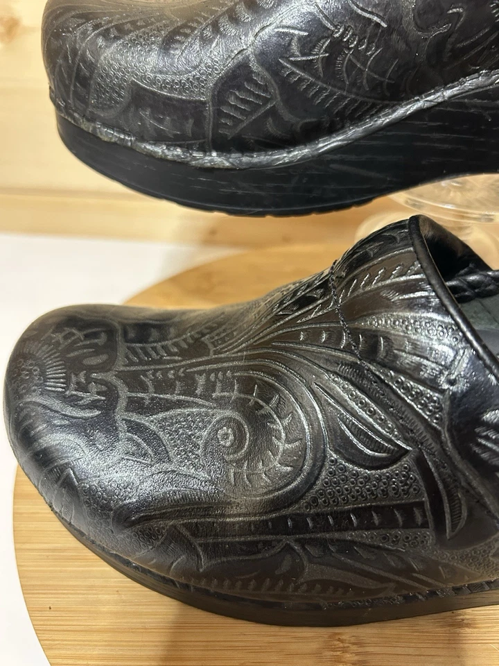 Zuecos profesionales Dansko talla 39 EE. UU. 8,5 9 zapatos de mujer de cuero negro con herramientas Foto 4 de 4