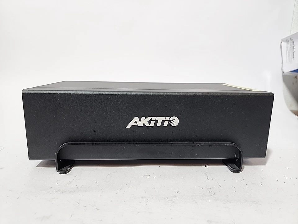 Akitio Taurus Super-S3 LCM 4 TB USB 3.0 External Hard Drive (unit Only No Cord) - Image 4 of 4