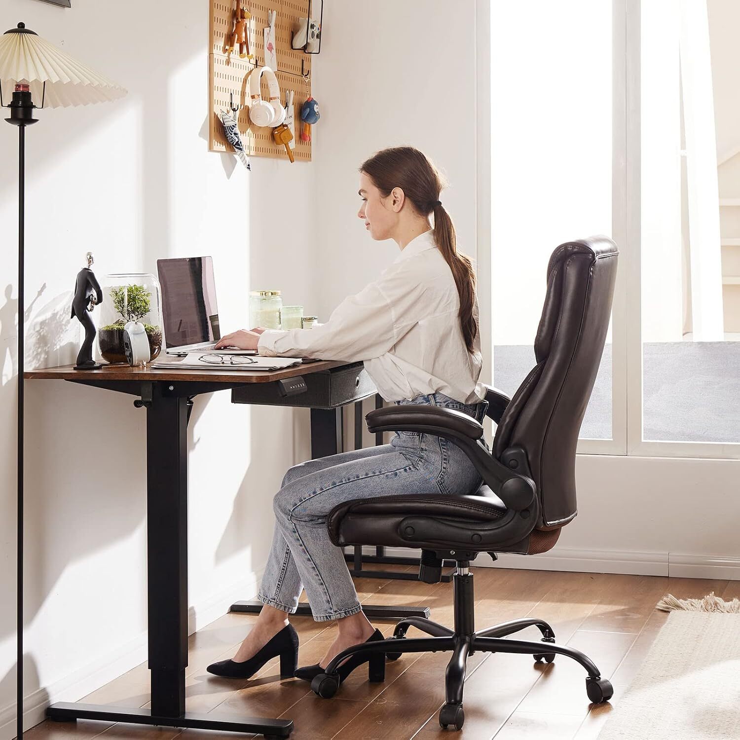 Brown Leather Office Desk Chair Adjustable Swivel Rolling Wheels Computer Chair