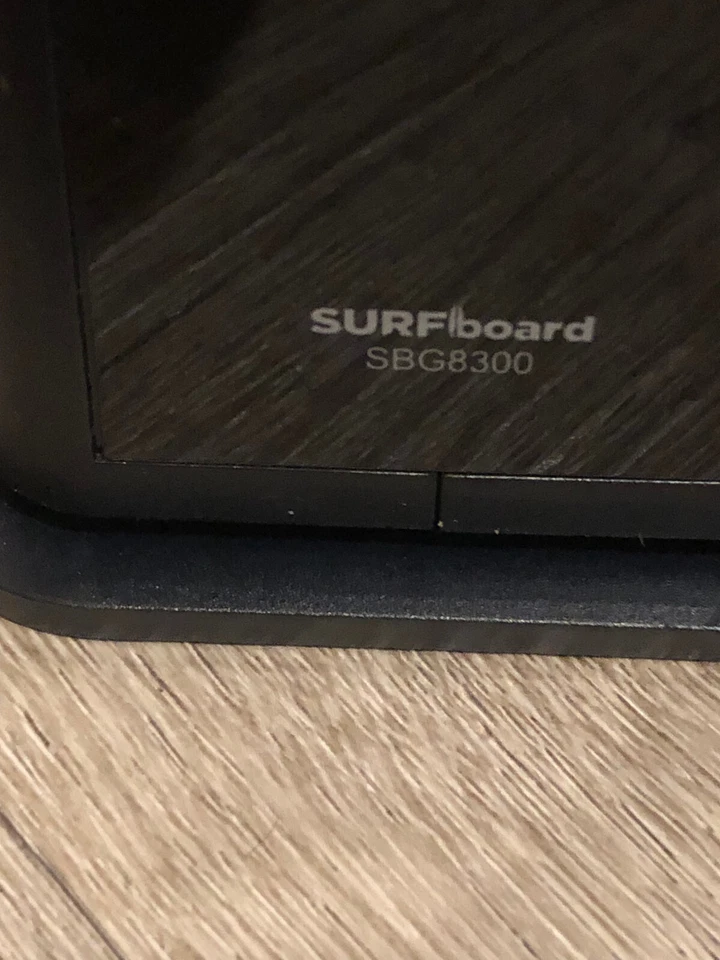 ARRIS Surfboard SBG8300 Cable Modem  Wi-Fi Router (NOT FOR COX) - Image 4 of 4