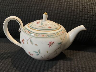 ノリタケ　Bone China　辰砂　花文瓶　花瓶　箱付　C　8425 2025年最新】ノリタケ 辰砂の人気アイテム - メルカリ