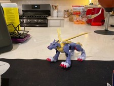 Bandai Figure-rise Standard Digimon Metal Garurumon Model Kit
