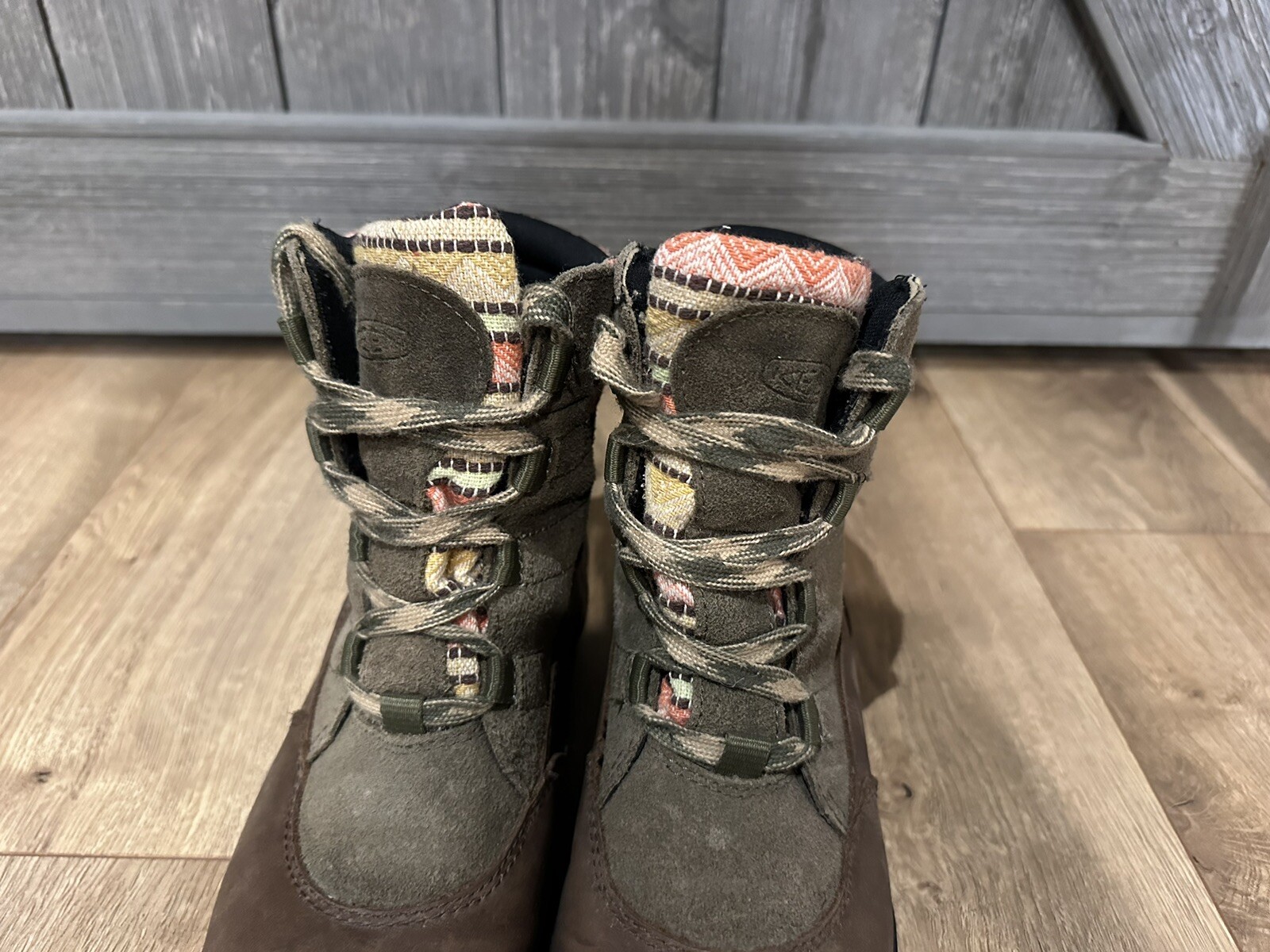 Stivali da trekking Keen Warm Wapato Mid impermeabili marrone verde scamosciato donna taglia 7 5