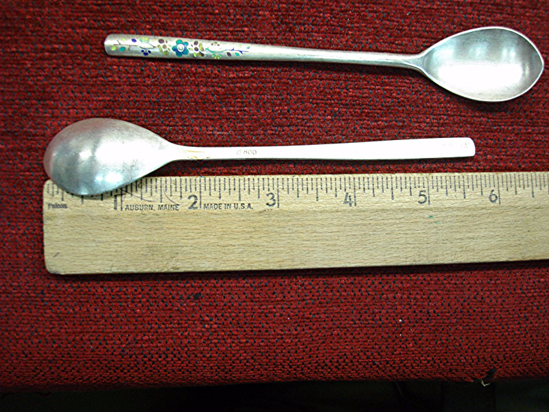 VINTAGE KOREAN .800 FINE SILVER SPOONS - GROUP OF TWO PIECES VINTAGE KOREAN .800 FINE SILVER SPOONS - GROUP OF TWO PIECES