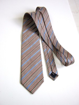 MALE 100% Seide Krawatte Multicolor Handgeknotet Made in Italy Original
