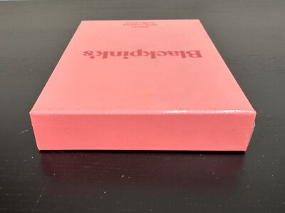 K-POP・アジア BLACKPINK's 2020 WELCOMING COLLECTION BLACK PINK's 2020 Welcoming Collection Photocard Black Red