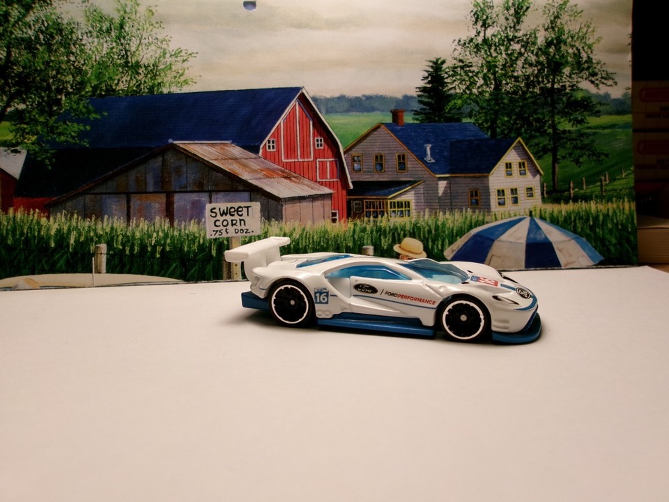 2016 FORD GT RACE 2017 Hot Wheels Speed Graphics Series White | eBay