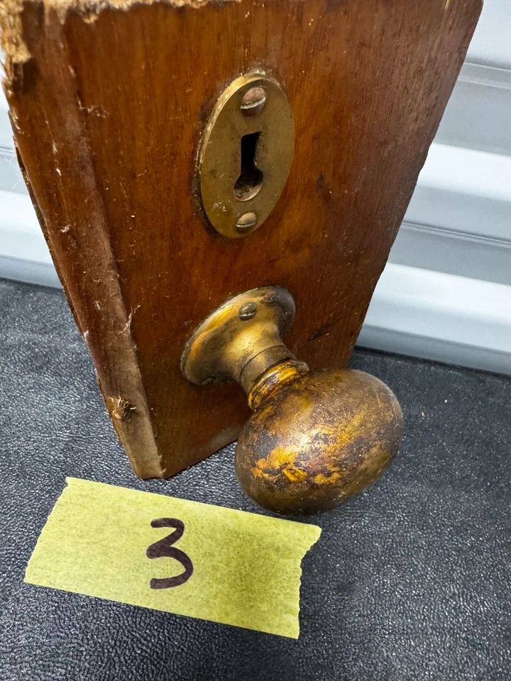 Vintage Sargent & Co Brass Door Knob Set - No Key - Image 2 of 4