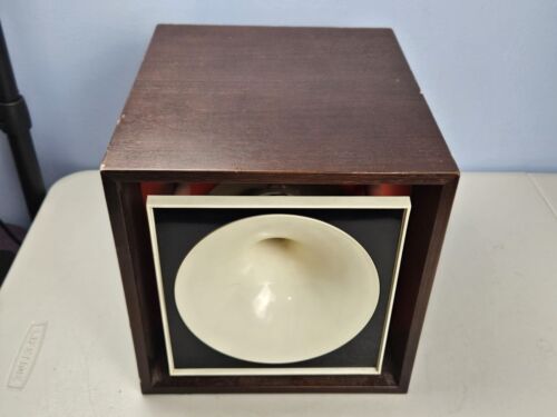 Vintage MCM Speaker for Craig 1504 Stereo System Tested Working Has Some Scrapes