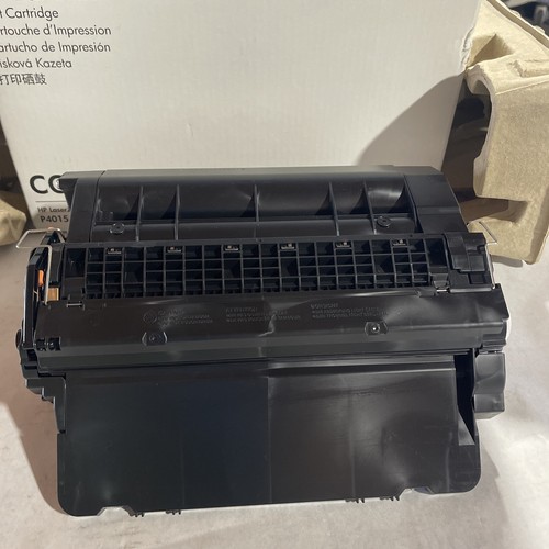 HP Black High yield Genuine Toner Cartridge CC364XC Yield 24000 White Box - 第 2/5 張圖片