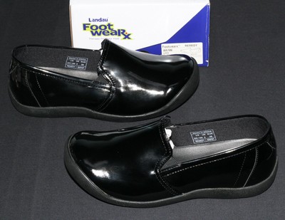 landau nursing shoes