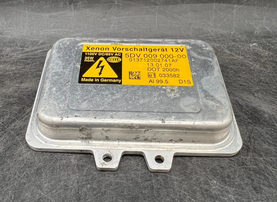 2006-2010 BMW 525i OEM Xenon Headlight Ballast Control Unit 013712002741AF - Image 4 of 4