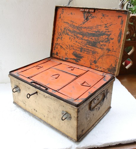 Antique Old Solid Iron Multi Usage / Purpose Cash Box With Original Key NH5219 - Picture 10 of 12