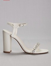 David  s Bridal Embellished Satin Block Heel Sandal Size 9.5 Ivory