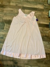 New Vintage Vanity Fair Pale Pink Sleeveless Nylon Nightgown Silky M USA NWT