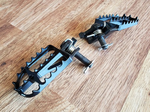 NUEVAS estriberas derecha izquierda Kawasaki KX450 OEM KX250 KX 450 250 X 19-25 - Imagen 5 de 22