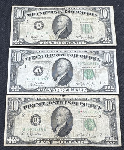 1950 $10 DOLLAR BILL Boston, NYC,  Estate Sale Find Lot of 3 bills.  - Picture 1 of 2