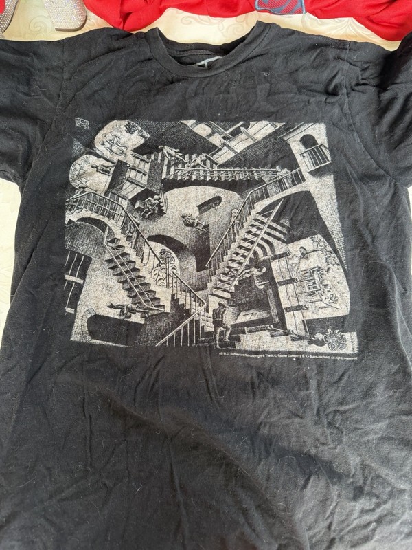 M.C. Escher Black Graphic Art Cotton Crew Neck T-Shirt Men’s M Short Sleeve