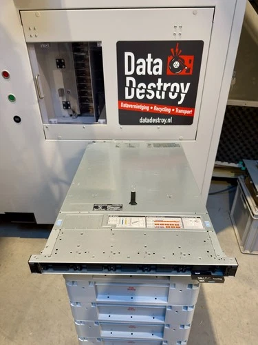 Dell R6515 1U Server - AMD EPYC 7720P, 256GB DDR4, 10 bay Nvme - Rails included