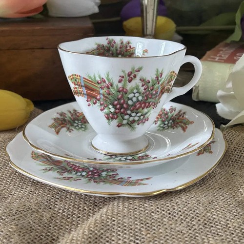 Windsor England Christmas Tea Cup Trio c.1965