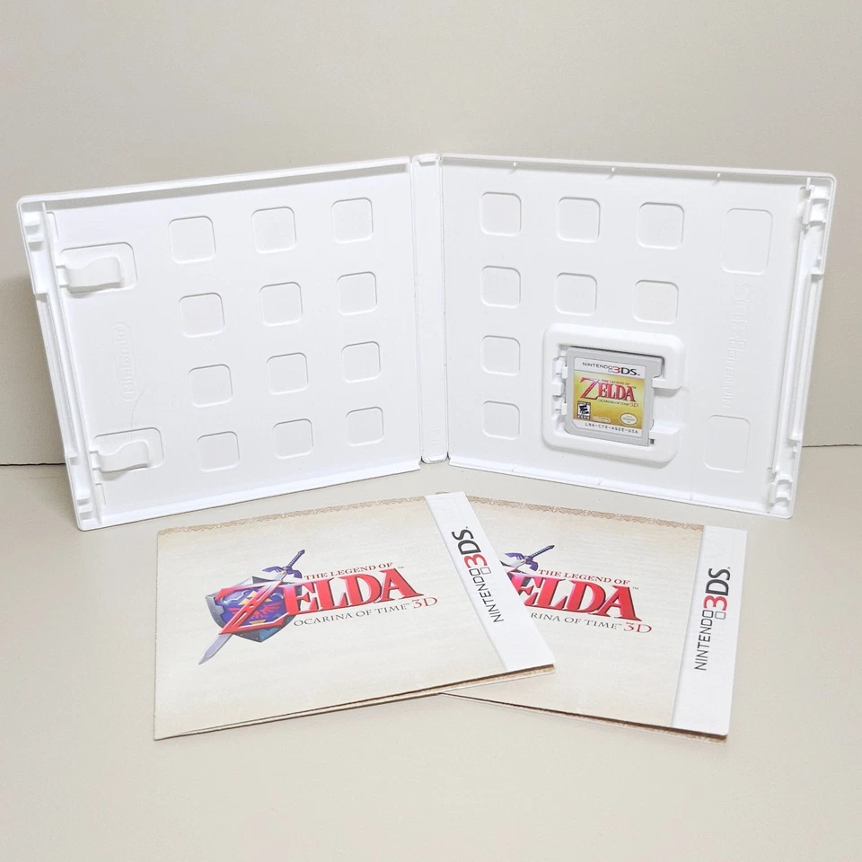 The Legend of Zelda: Ocarina of Time 3D - Nintendo 3DS - With Manuals - Tested - Image 3 of 4