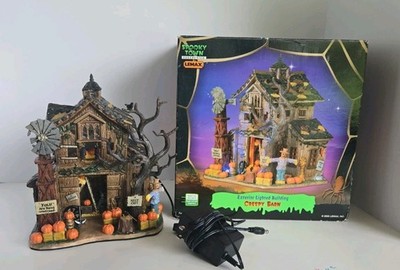 Lemax Spooky Town Collection Creepy Barn Exterior Lighted Building 2005