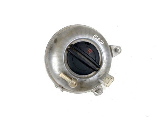Volkswagen Passat B8 Kühler Wasser Überlauf Expansion Tank