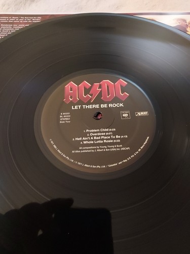 AC/DC~Let There Be Rock Vinyl LP~ Autographed by band with COA - Picture 9 of 12