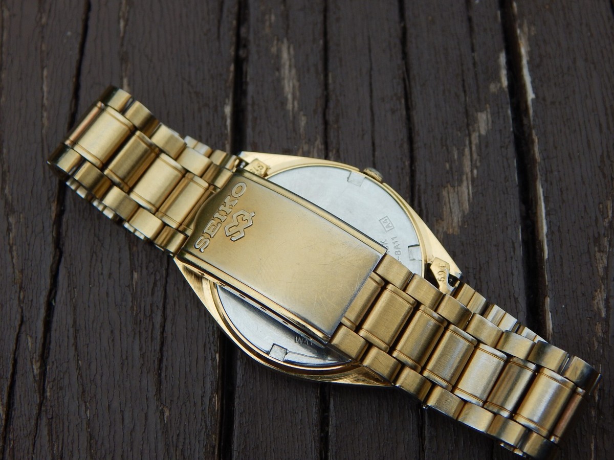 Seiko 5Y23-8A11 Vintage Quartz Wrist Watch Original Bracelet Seiko 5Y23-8A11 Vintage Quartz Wrist Watch Original Bracelet