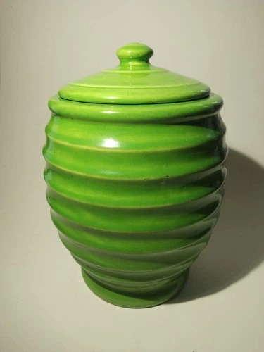 10" BAUER ??? BEEHIVE Parrot Green Cookie Jar #206 Weller Era Pottery