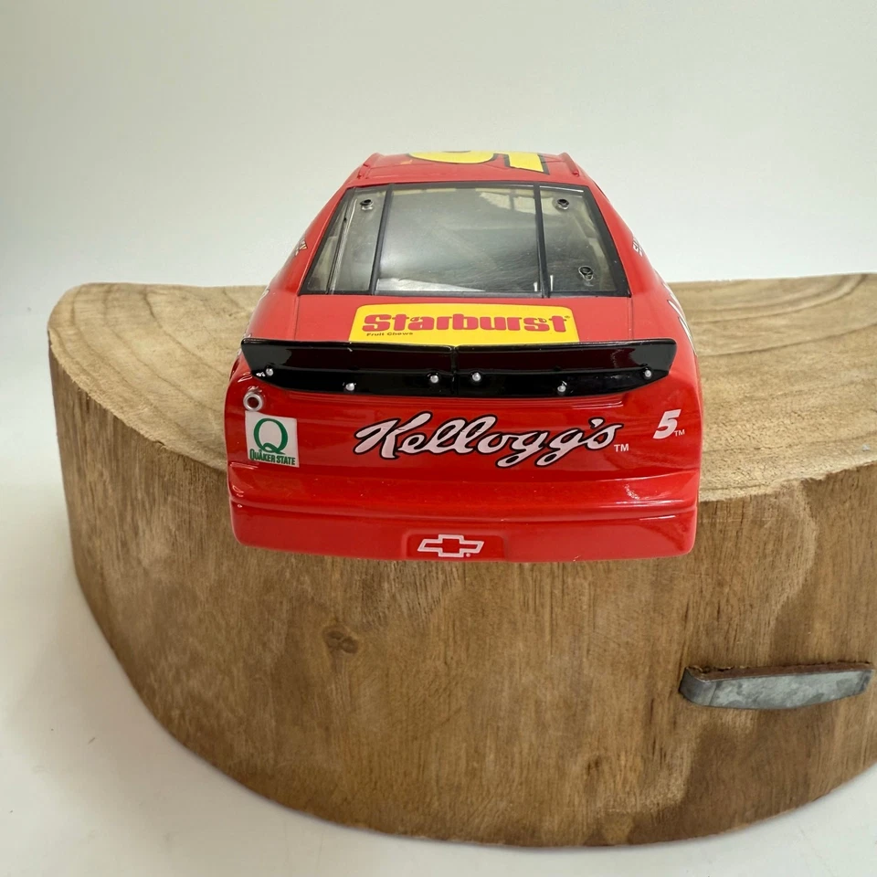 Diecast 1997 Revell Monogram Nascar Kellogg's Terry Labonte Nascar #5 1:24 - Image 2 of 4