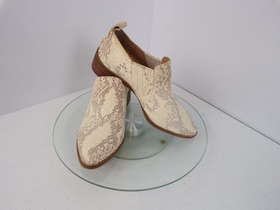 Shoes Women 5M LUCKY Brand  LX-Lenci Bootie Size 5M/35 Western