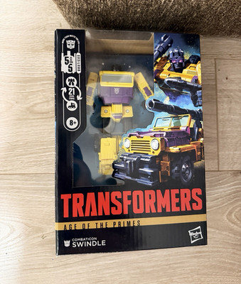 Hasbro Transformers Age of the Primes Swindle Combaticon Voyager Transforming