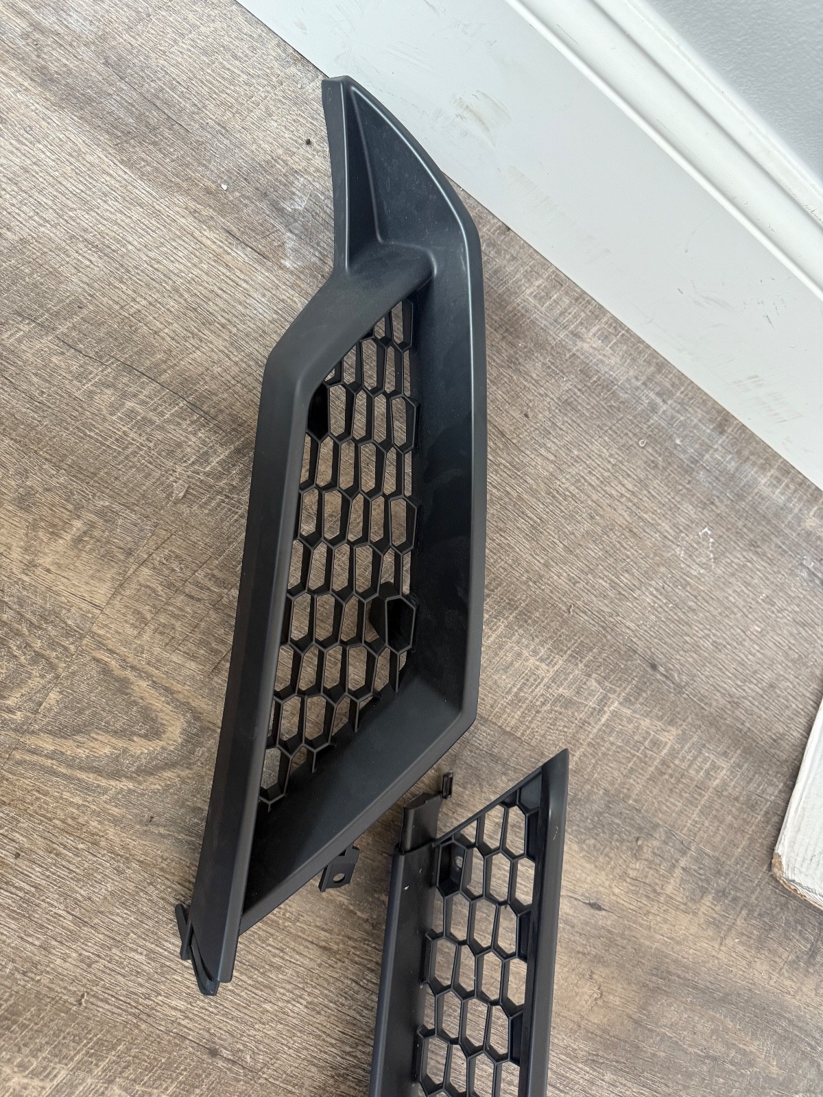 Lamborghini huracan 580-2 Rear Grille 4T0807684A 4T0807675 4T0807676