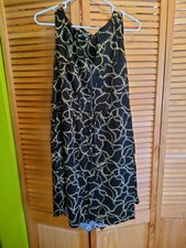 Torrid Size 2 (Size 18/20)  Black With Gold Chain Print Dress